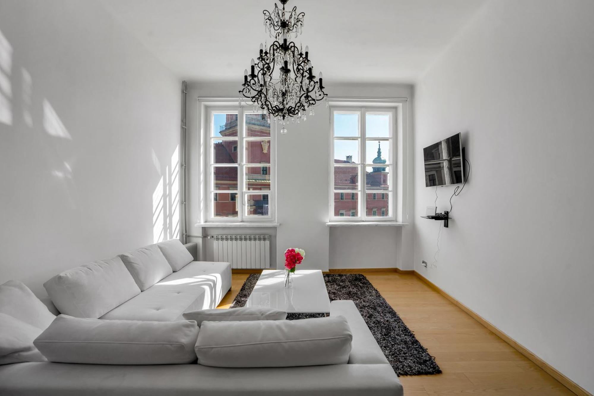 Warsaw Castle Apartments - Prime Location, Historic City Center, Castle View, Fast Internet - By Rentujemy Varsóvia Exterior foto