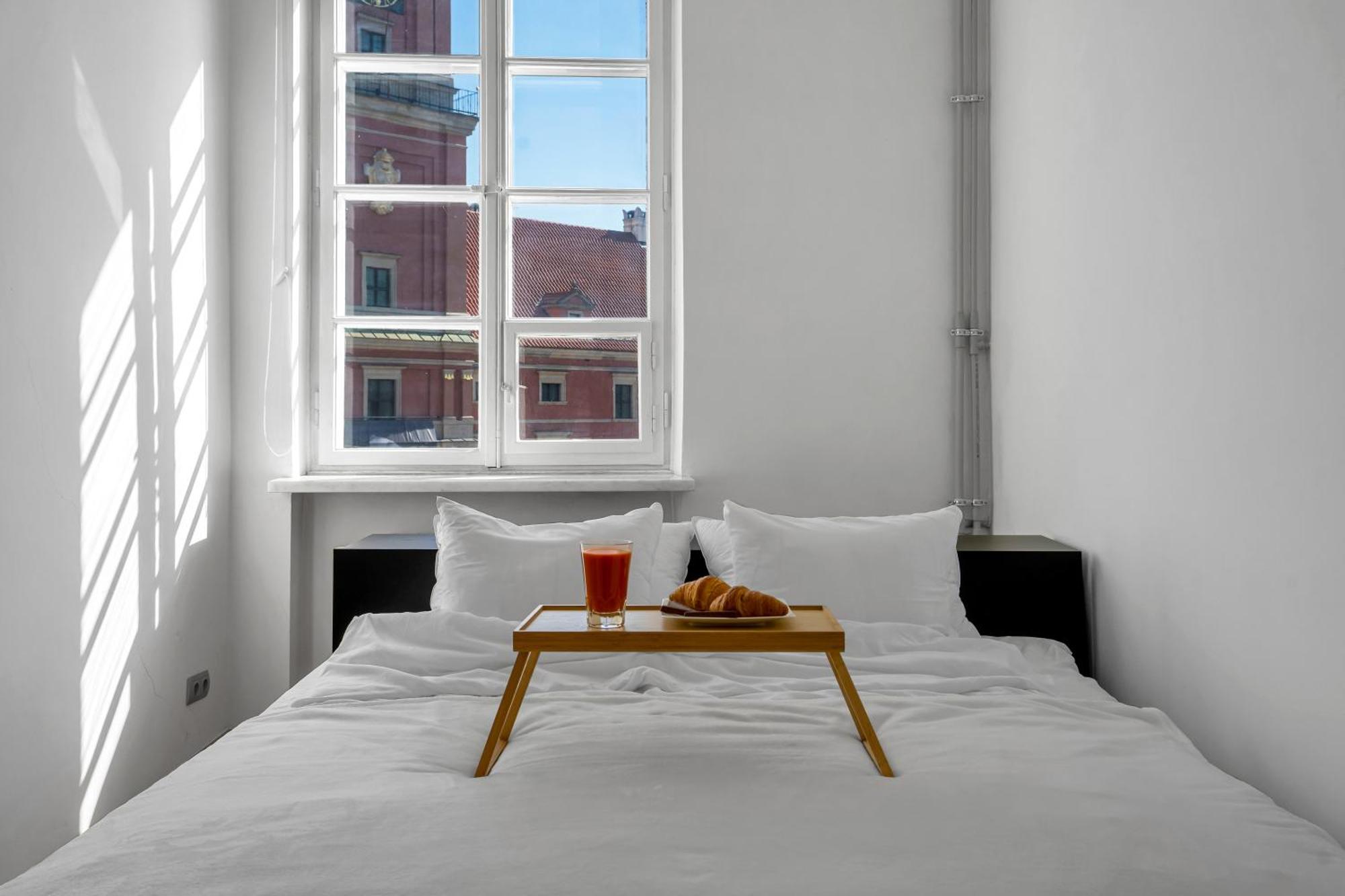 Warsaw Castle Apartments - Prime Location, Historic City Center, Castle View, Fast Internet - By Rentujemy Varsóvia Exterior foto